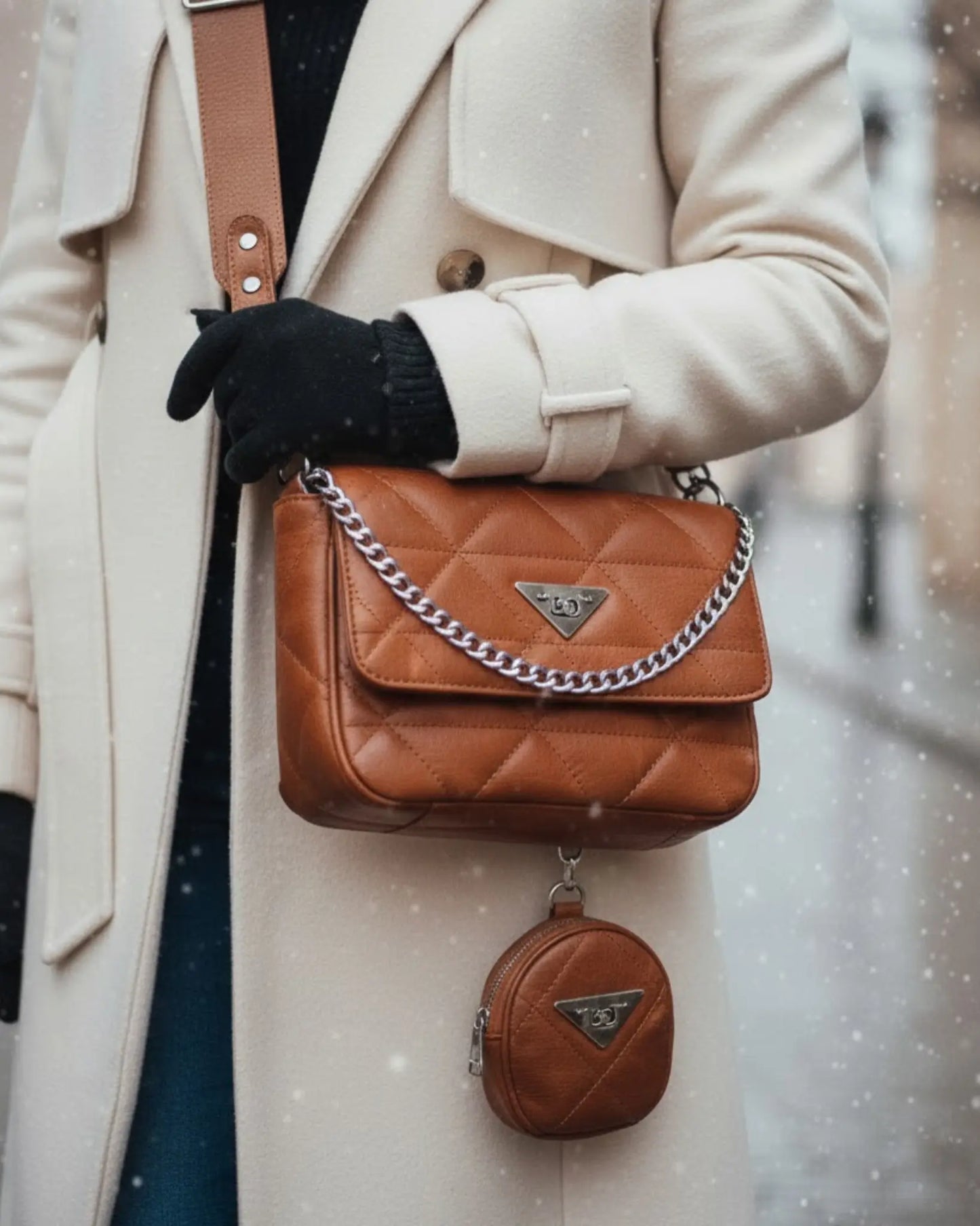 باقة الأناقة المتكاملة – صباط وصاك بنفس اللون + عطر مجاني مع كل طلبية/ brada